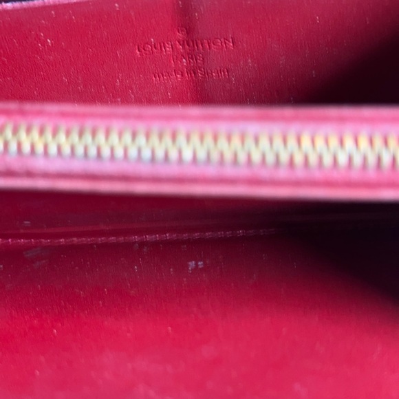 Louis Vuitton Vernis Red Wallet - Picture 11 of 14